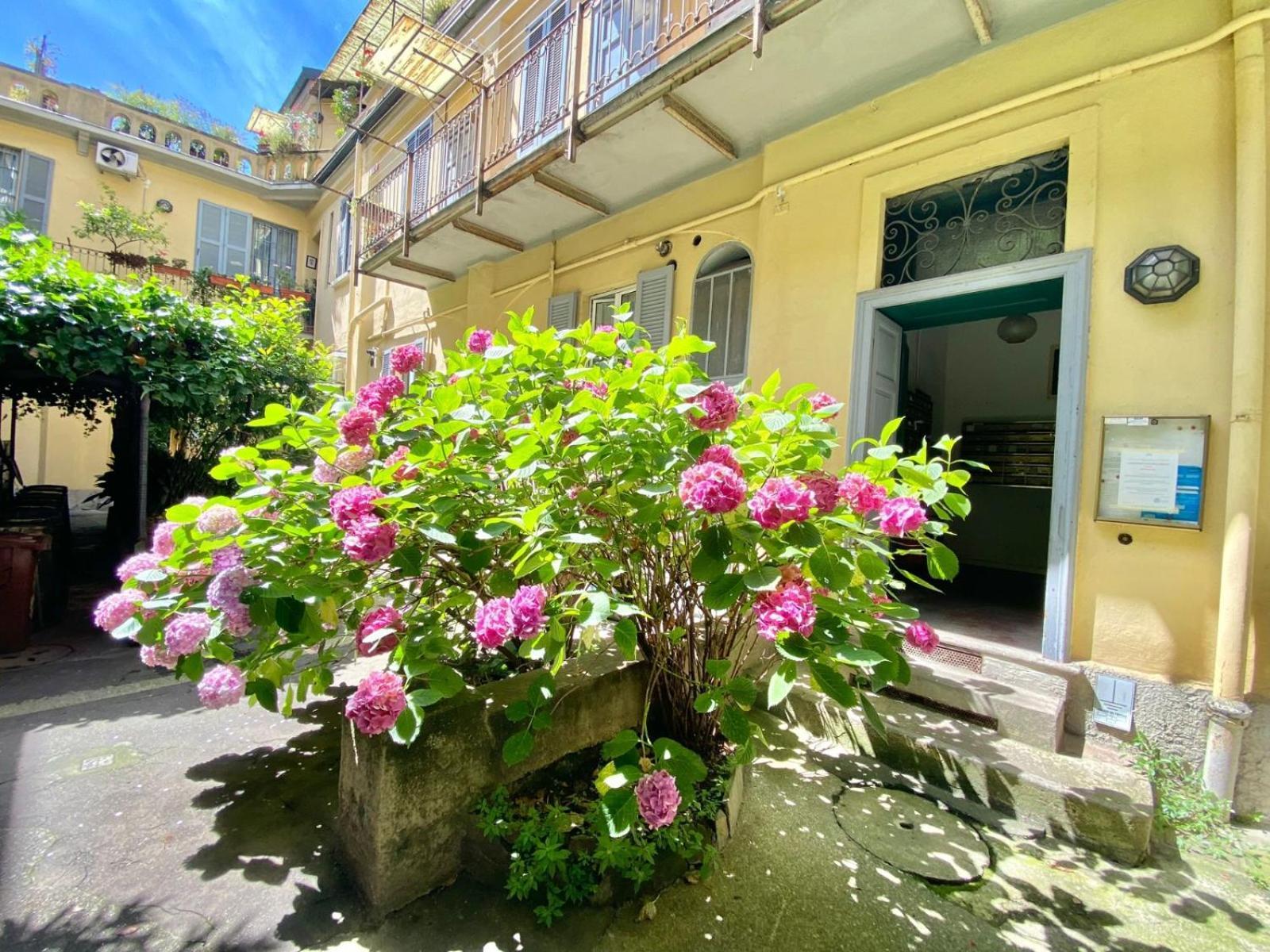 Coluccio C&l Home, In Coorte Silenziosa Milanese, Vicino A Metropolitana, Strategica Per Eventi, Fiere E Concerti Mailand
