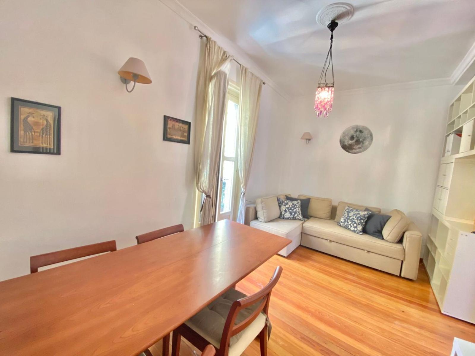 Coluccio C&l Home, In Coorte Silenziosa Milanese, Vicino A Metropolitana, Strategica Per Eventi, Fiere E Concerti *