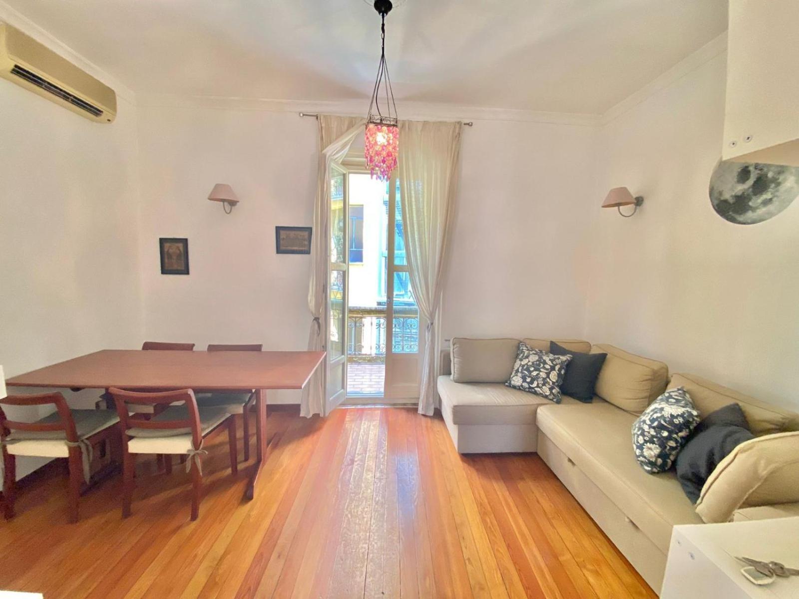 Coluccio C&l Home, In Coorte Silenziosa Milanese, Vicino A Metropolitana, Strategica Per Eventi, Fiere E Concerti Apartment *