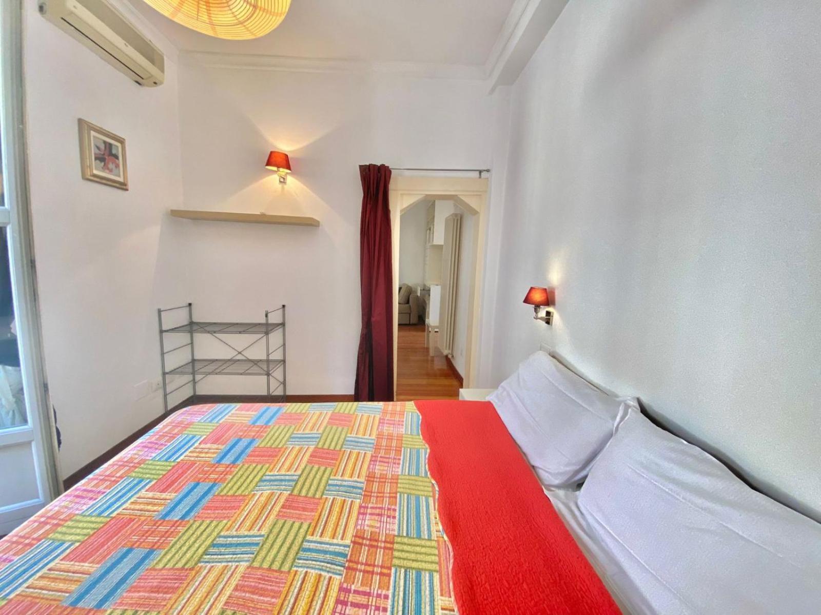 Coluccio C&l Home, In Coorte Silenziosa Milanese, Vicino A Metropolitana, Strategica Per Eventi, Fiere E Concerti Apartment Mailand